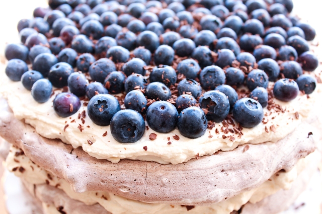 One Perfect Mess Blueberry and almond chocolate meringue torte with coffee cream 5
