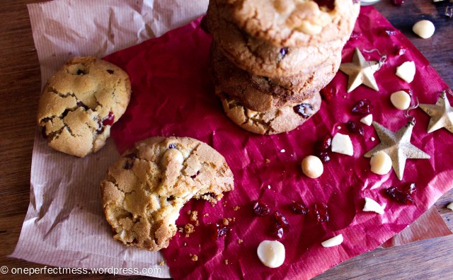 Cranberry, Macadamia Nut and White Chocolate Cookies One Perfect Mess recipe biscuits easy chewy crunchy Christmas baking moist 5