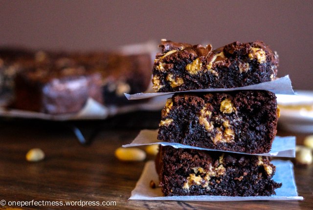 crunchy-peanut-butter-brownies-one-perfect-mess-recipe-easy-baking-dark-chocolate-soft-moist-rich-fudge-fudge-3